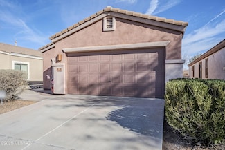 183 E Calle Puente Azul, Sahuarita, AZ 85629