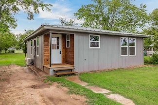 1209 Melwood Ave, Brownwood, TX 76801