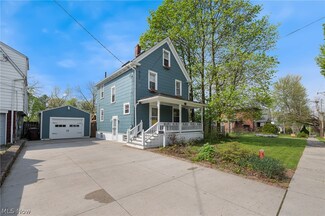 247 W Riddle Ave, Ravenna, OH 44266