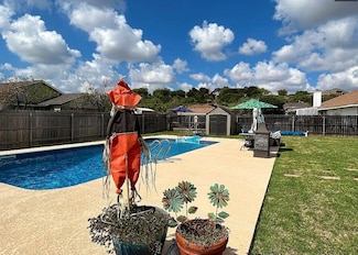 5821 Hanover Place, San Angelo, TX 76901