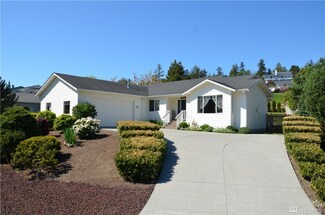 4504 Bryce Dr, Anacortes, WA 98221