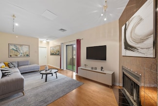 75 Liberty Ave Unit E13, Jersey City, NJ 07306