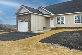 2105 Willow Hill Dr, Harrisonburg, VA 22801