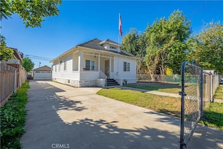 730 W 9th St, Pomona, CA 91766