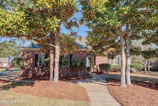 3810 Daphine Dr, Wilmington, NC 28409