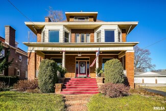419 W High St, Peoria, IL 61606