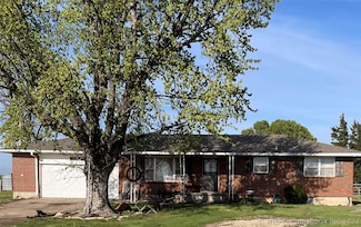1250 E Adobe Rd, Newkirk, OK 74647