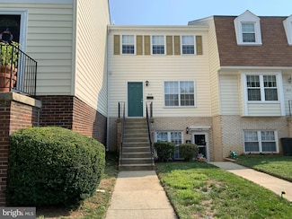 1616 E Bancroft Ln, Crofton, MD 21114