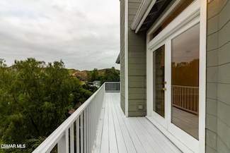 1988 Lookout Dr, Agoura Hills, CA 91301