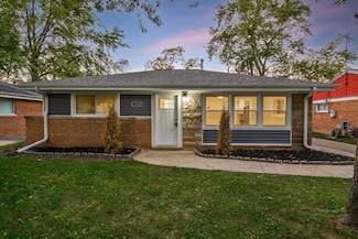 17232 Roy St, Lansing, IL 60438