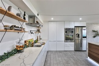 3111 Bel Air Dr Unit 20G, Las Vegas, NV 89109