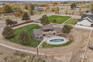 13984 Raptor Ln, Caldwell, ID 83607