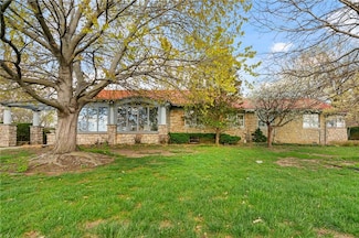 6721 Santa fe Dr, Overland Park, KS 66204