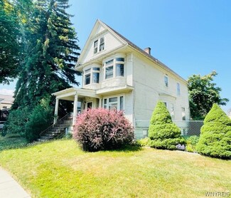 46 Weaver St, Buffalo, NY 14206