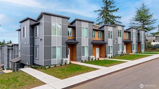 1926 S Washington St Unit B203, Tacoma, WA 98405