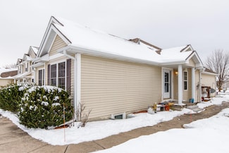 4255 Eisenhower Ln Unit 15, Ames, IA 50010