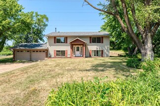 5134 Baker Rd, Hopkins, MN 55343