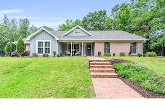 114 Kennel Rd, Columbus, MS 39705