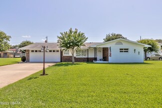 1814 India Palm Dr, Edgewater, FL 32132