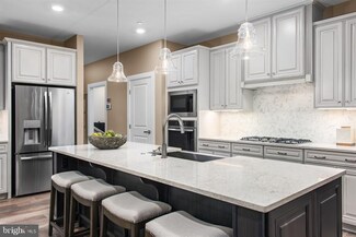 3209 Ivy Meadow Dr, Ijamsville, MD 21754