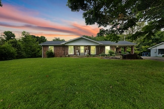 1512 Pleasant Grove Rd, Westmoreland, TN 37186