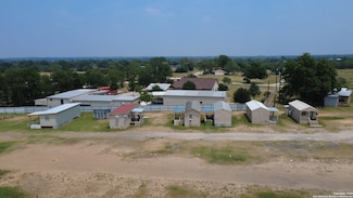 12365 Rudolph Rd, Atascosa, TX 78002