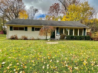 566 S Kentucky St, Danville, IN 46122