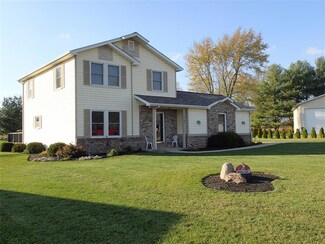 1783 S Chigger Hollow West Dr, Crawfordsville, IN 47933