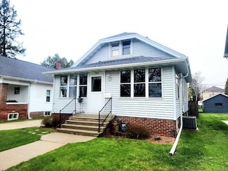 2824 S 9th St, Sheboygan, WI 53081