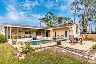 2232 Hively St, Sarasota, FL 34231