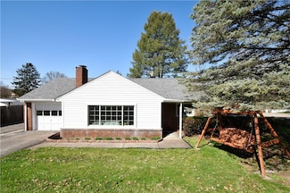 133 S Patton Dr, Coraopolis, PA 15108