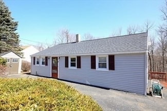 19 South St, Cherry Valley, MA 01611