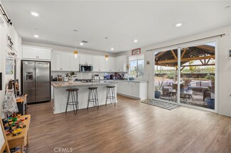2131 Sunkist Dr, Santa Paula, CA 93060