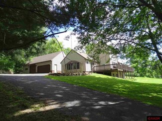 48117 Quarry Creek Rd, Kasota, MN 56050
