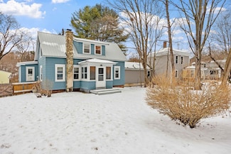 17 Dolloff St, Laconia, NH 03246