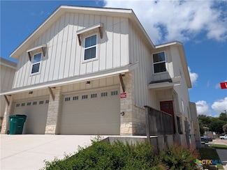 336 Untermaier St, Canyon Lake, TX 78130