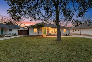 2812 San Medina Ave, Dallas, TX 75228