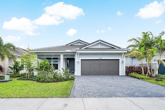 10151 Driftwood Way, Palm Beach Gardens, FL 33412