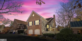 10831 Luxberry Dr, Rockville, MD 20852