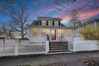 27 Revere St, Milton, MA 02186