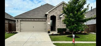 3909 Primrose Dr, Aubrey, TX 76227