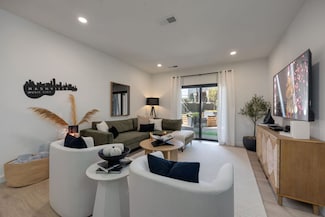 635 7th Ave S Unit 212, Nashville, TN 37203