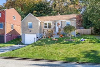 32 Meadowbrook Ave, Greensburg, PA 15601