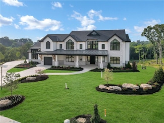109 Serenity Ln, Gibsonia, PA 15044