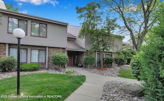 1046 Grenoble Ln Unit D, Lansing, MI 48917