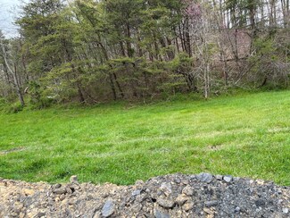 8 Laredo Dr, London, KY 40741