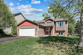 405 Lancaster Ln N, Champlin, MN 55316