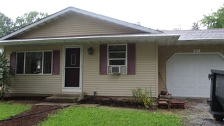 912 Terrace Ln, Delphi, IN 46923