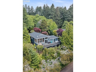 1626 NE Regatta Way, Lincoln City, OR 97367