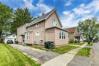 18 Crane St, Depew, NY 14043